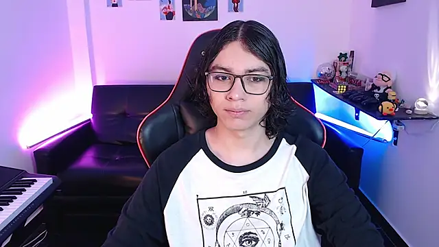 malik harrison   online show from February 19, 2:01 pm