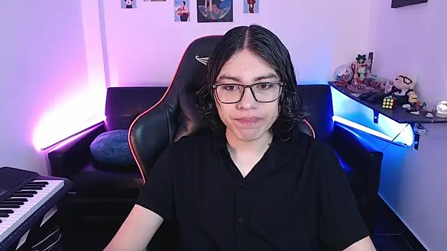 malik harrison   online show from February 28, 3:04 pm