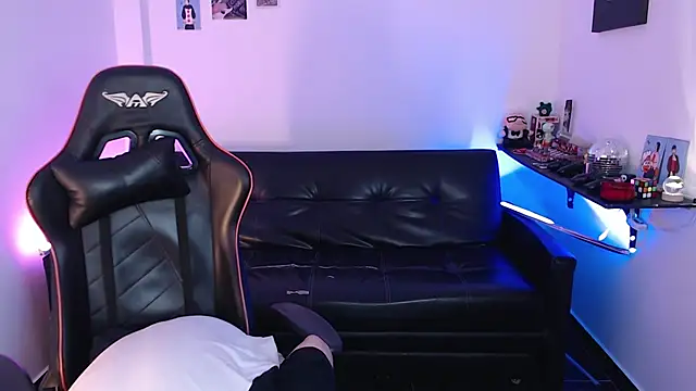 malik harrison   online show from December 16, 2:49 pm