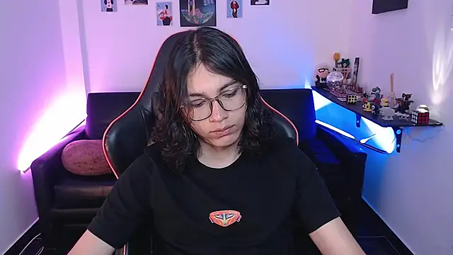 malik harrison   online show from October 17, 2:54 pm