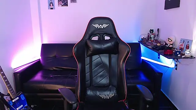 malik harrison   online show from January 8, 2:35 pm