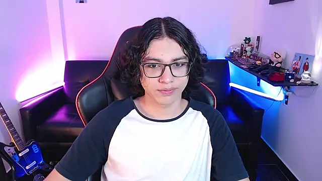 malik harrison   online show from January 7, 3:11 pm