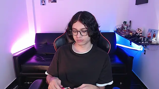 malik harrison   online show from January 11, 1:53 pm