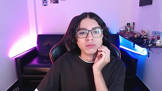 malik harrison   online show from January 21, 1:50 pm