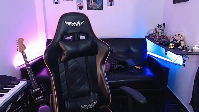 malik harrison   online show from March 4, 2:32 pm