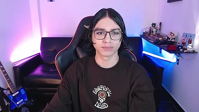 malik harrison   online show from January 6, 2:14 pm