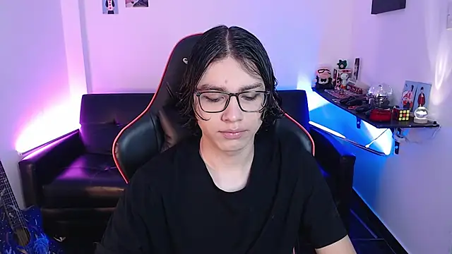 malik harrison   online show from December 23, 2:50 pm