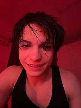 SasukeUhchiaa online show from May 3, 9:06 pm