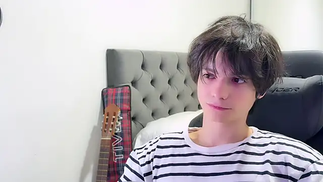 SasukeUhchiaa online show from December 5, 1:14 am