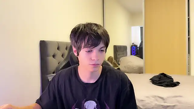 SasukeUhchiaa online show from March 19, 9:37 pm