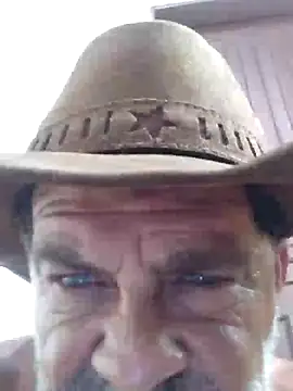 Peludo173317 online show from December 22, 3:22 pm