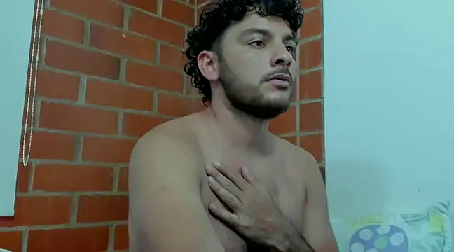 tuyo1995 online show from December 2, 9:15 pm