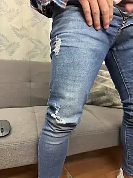 tuyo1995 online show from October 2, 1:59 pm