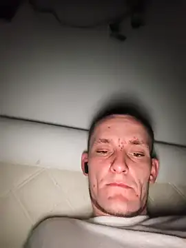 Honzziik0011 online show from March 1, 9:36 pm