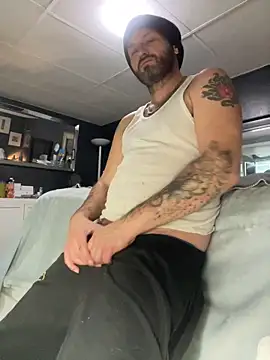 GhetTOfag  online show from December 18, 9:00 pm