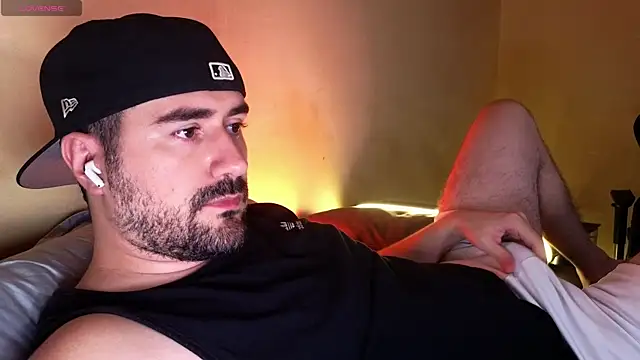 DominantTheo online show from December 16, 4:19 am