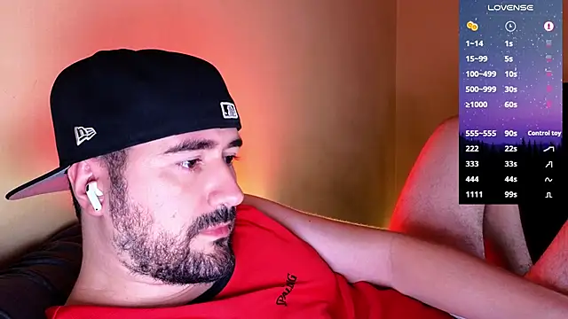 Snapshot of DominantTheo chatting on March 1, 3:43 am DominantTheo online show from March 1, 3:43 am