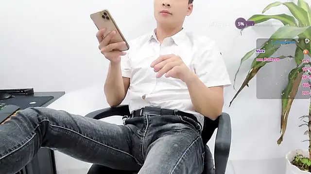 Naughty--asian online show from January 16, 3:35 pm