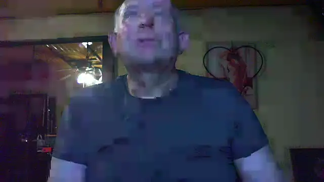 Snapshot of jeanlulu chatting on October 13, 7:09 pm jeanlulu online show from October 13, 7:09 pm