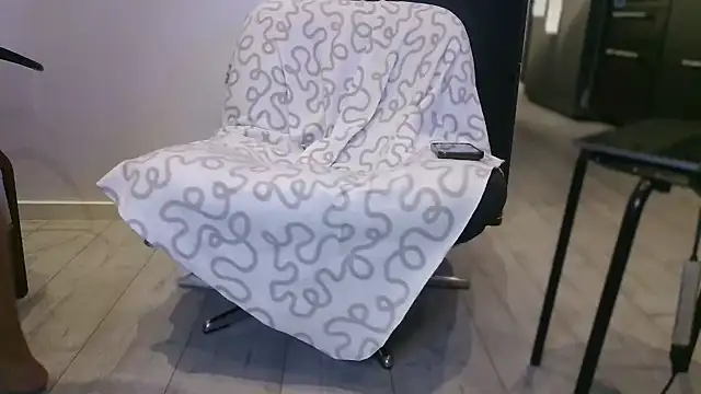 samlove1985 online show from October 4, 4:23 pm