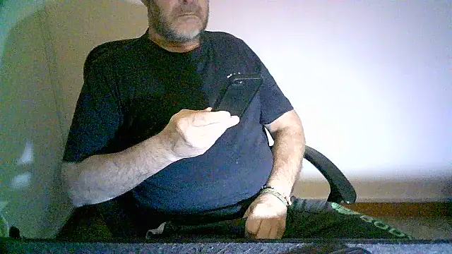 Snapshot of Greek_Passion chatting on October 24, 7:15 pm Greek Passion online show from October 24, 7:15 pm