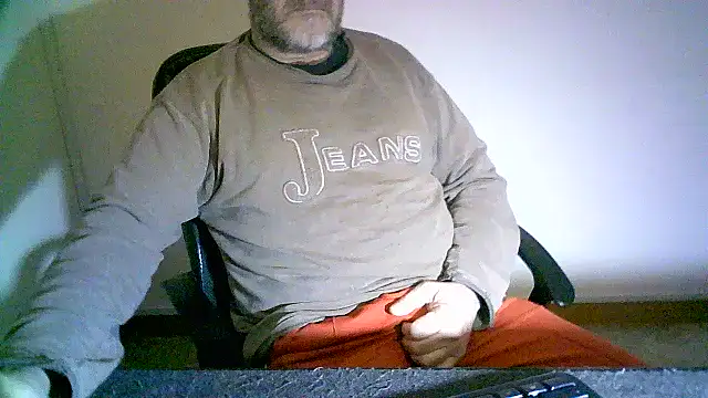 Snapshot of Greek_Passion chatting on February 11, 6:33 pm Greek Passion online show from February 11, 6:33 pm