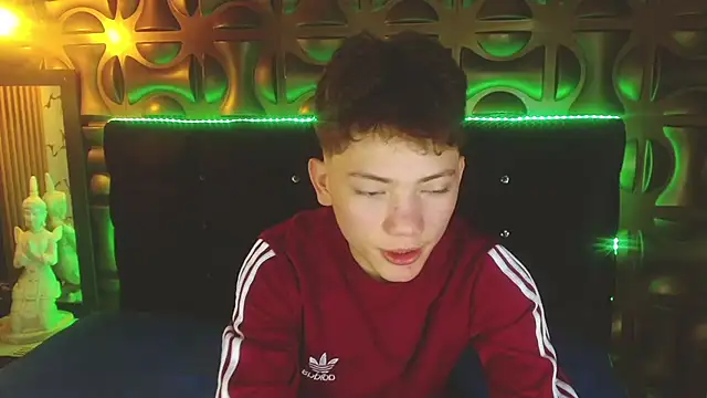 cruz dante online show from April 8, 7:00 pm