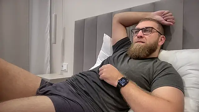 Bear bear  online show from October 20, 10:41 am