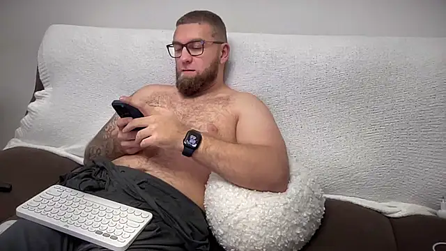 Bear bear  online show from December 20, 5:47 am