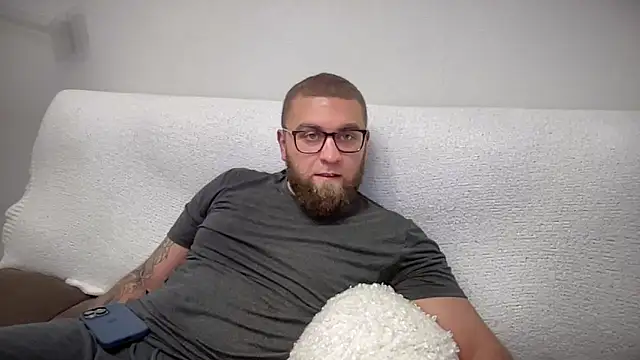 Bear bear  online show from December 9, 3:56 pm