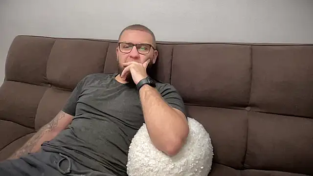 Bear bear  online show from January 7, 1:54 pm