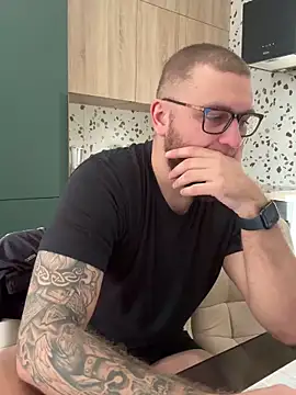 Bear bear  online show from February 23, 1:16 pm