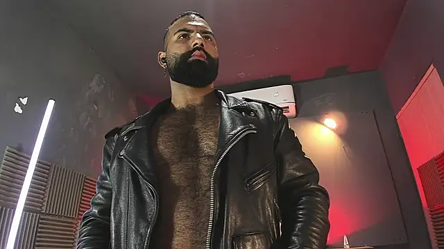 BeardAndrew online show from February 7, 1:02 am