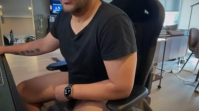 HungandThickLatin online show from February 12, 12:48 am