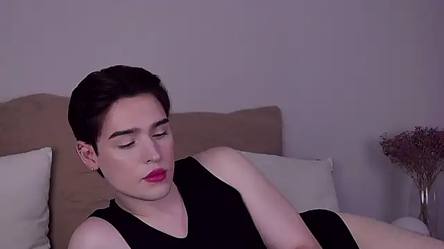 RobbyCharming online show from July 6, 7:49 am