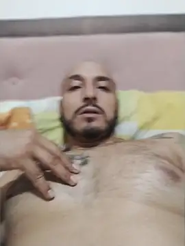 KenllyH online show from March 24, 3:55 am