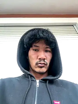 juniiorre online show from October 11, 3:38 pm