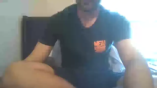 Hotboyo01 online show from February 16, 8:22 pm