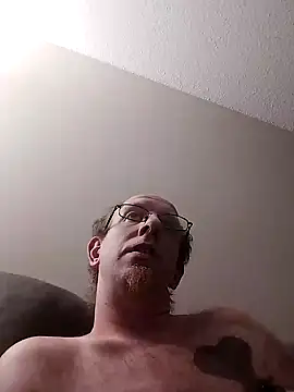 Snapshot of TaylorBlaze chatting on January 20, 11:21 pm TaylorBlaze online show from January 20, 11:21 pm