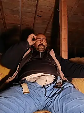 masculine bear daddy online show from December 21, 6:16 pm