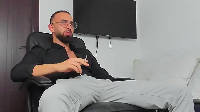 MichaelMasterss online show from January 8, 9:55 pm