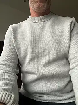 kinesias69 online show from October 24, 3:25 pm