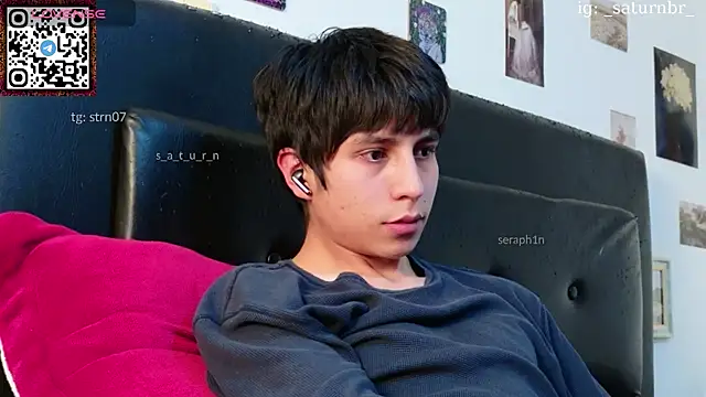 seraph1n online show from March 31, 7:54 am