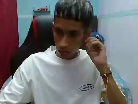 Angelstripboy online show from March 5, 5:14 am