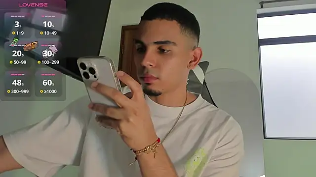 joss 111 online show from September 30, 3:48 pm