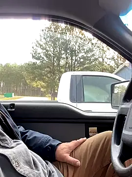 Snapshot of Themechanic420 chatting on December 4, 2:48 pm Themechanic420 online show from December 4, 2:48 pm