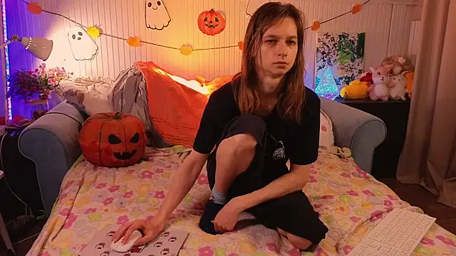 Frank Fraer online show from November 2, 7:29 pm