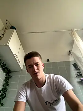 Toyjungee online show from October 10, 3:17 pm