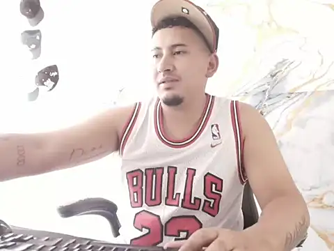 myke andrade online show from February 11, 3:06 pm