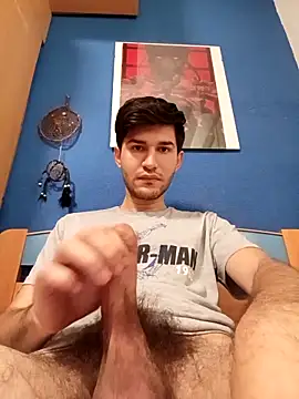 Snapshot of Esti02 chatting on October 6, 9:25 am Esti02 online show from October 6, 9:25 am